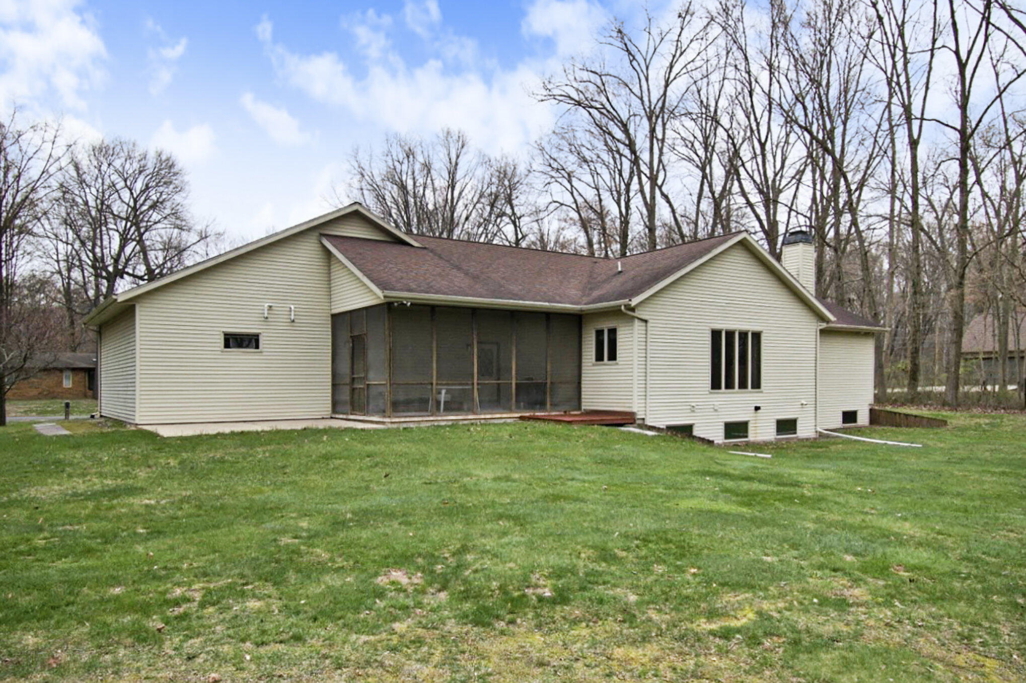 13055 11B Road Plymouth, IN 46563 - Photo 5 of 36 2038x1357