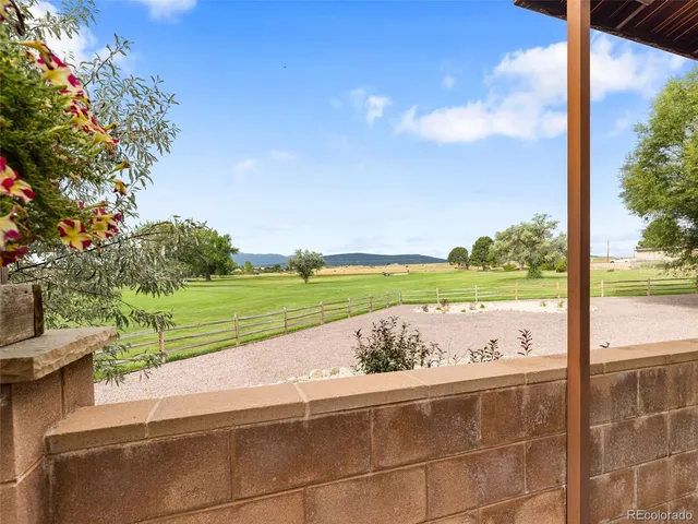 $649,900 | 1 Bay Meadows, Colorado City, CO 81019