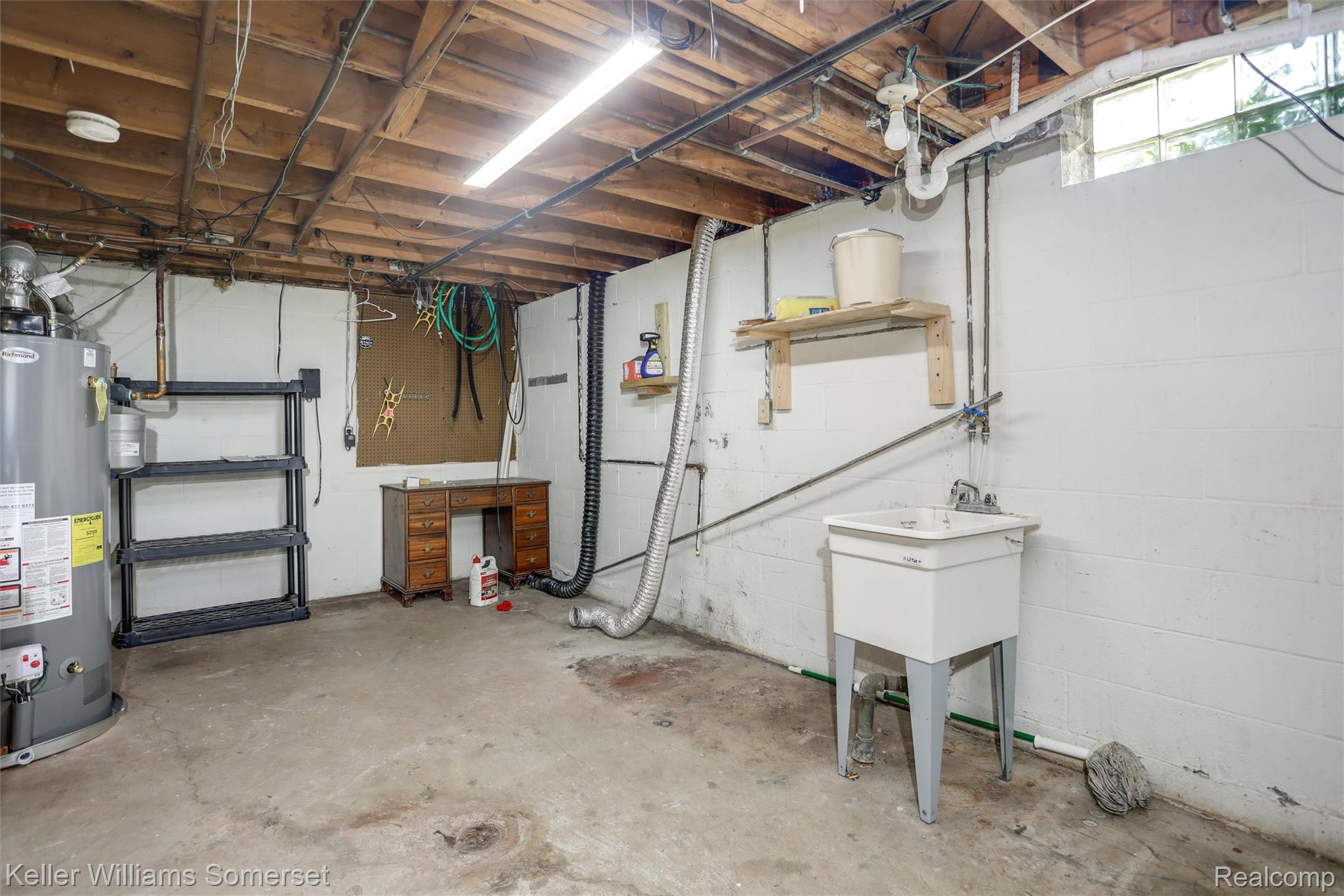 31070 Hayes Road Fraser, MI 48026 - Photo 23 of 36 23-31070 Hayes Rd Fraser 0018.jpg