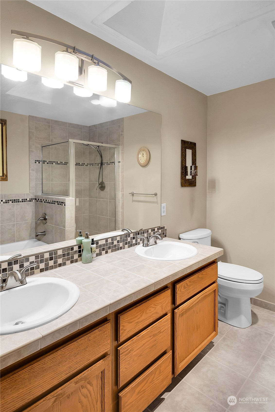 13404 Southeast 198th Street Renton, WA 98058 - Photo 19 of 27 Gallery Image 19