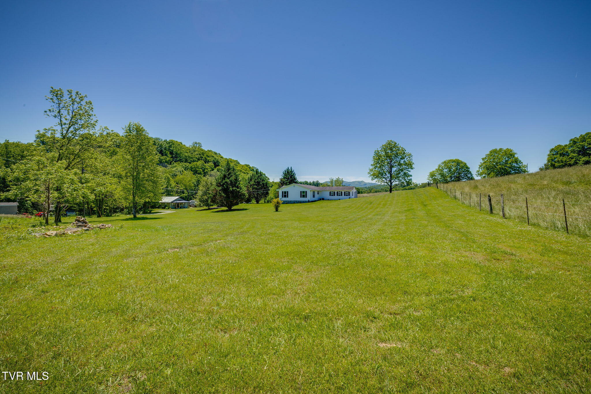 295 Sinking Creek Road Johnson City, TN 37601 - Photo 45 of 52 035
