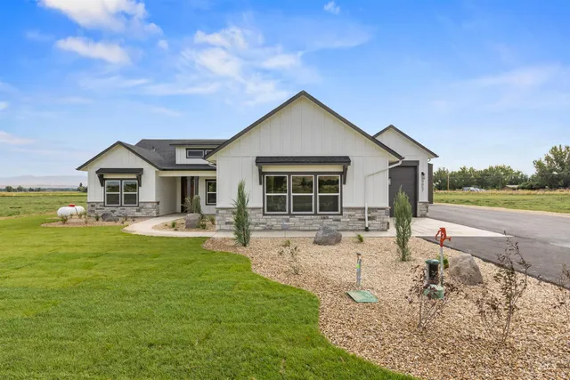 $899,000 | 3996 Eleanor Lane, Emmett, ID 83617