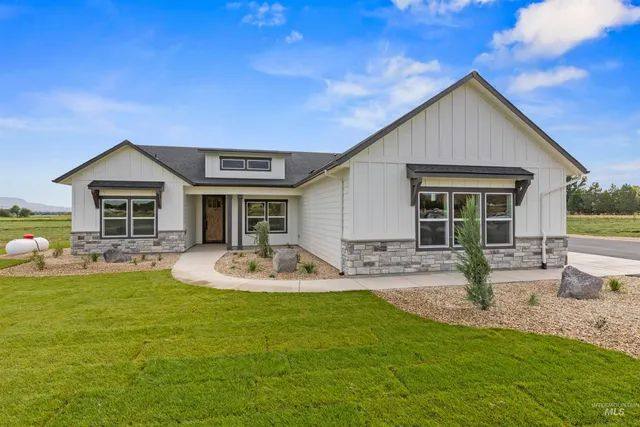 $899,000 | 3996 Eleanor Lane, Emmett, ID 83617