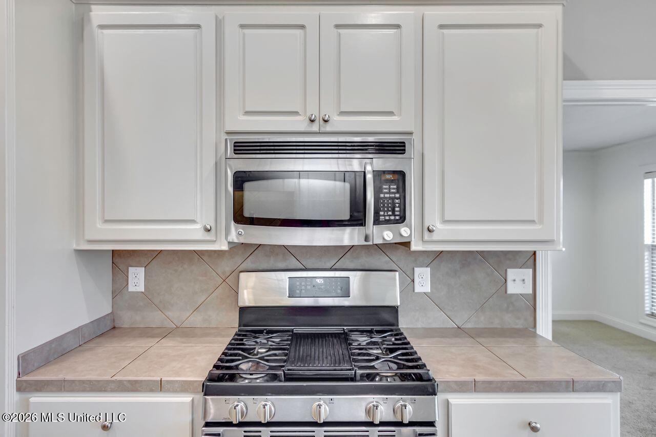 106 Highbury Cove Canton, MS 39046 - Photo 12 of 28 Kitchen 106.3