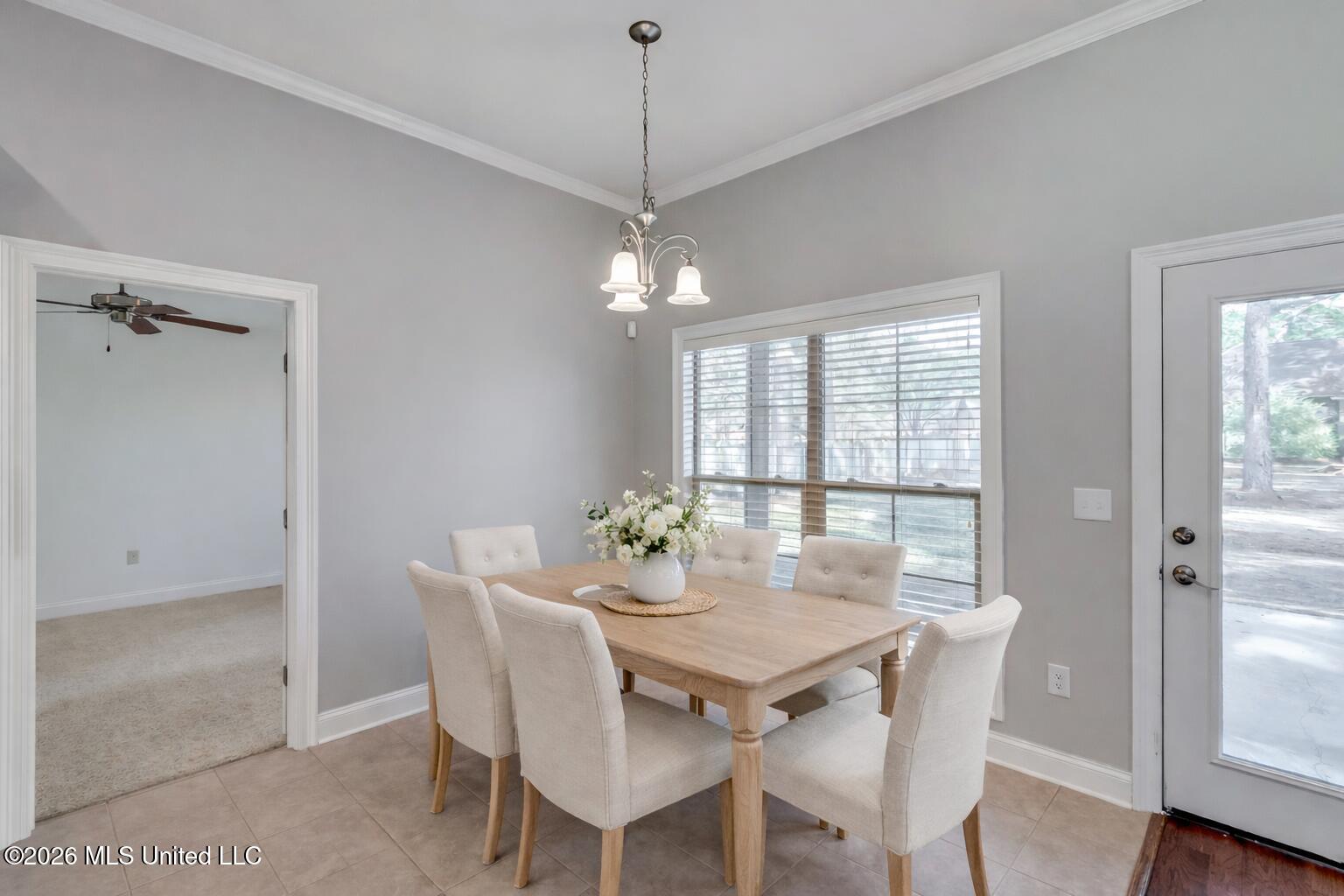106 Highbury Cove Canton, MS 39046 - Photo 8 of 28 Breakfast Room virtually staged