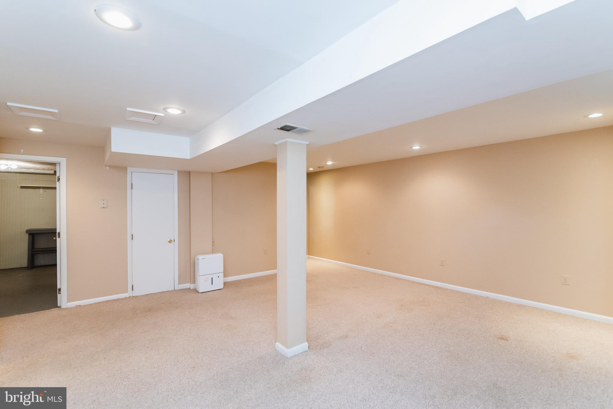 9202 Bretton Reef Road Baltimore, MD 21234 - Photo 39 of 54 Use as recreation room/gym or officedf?