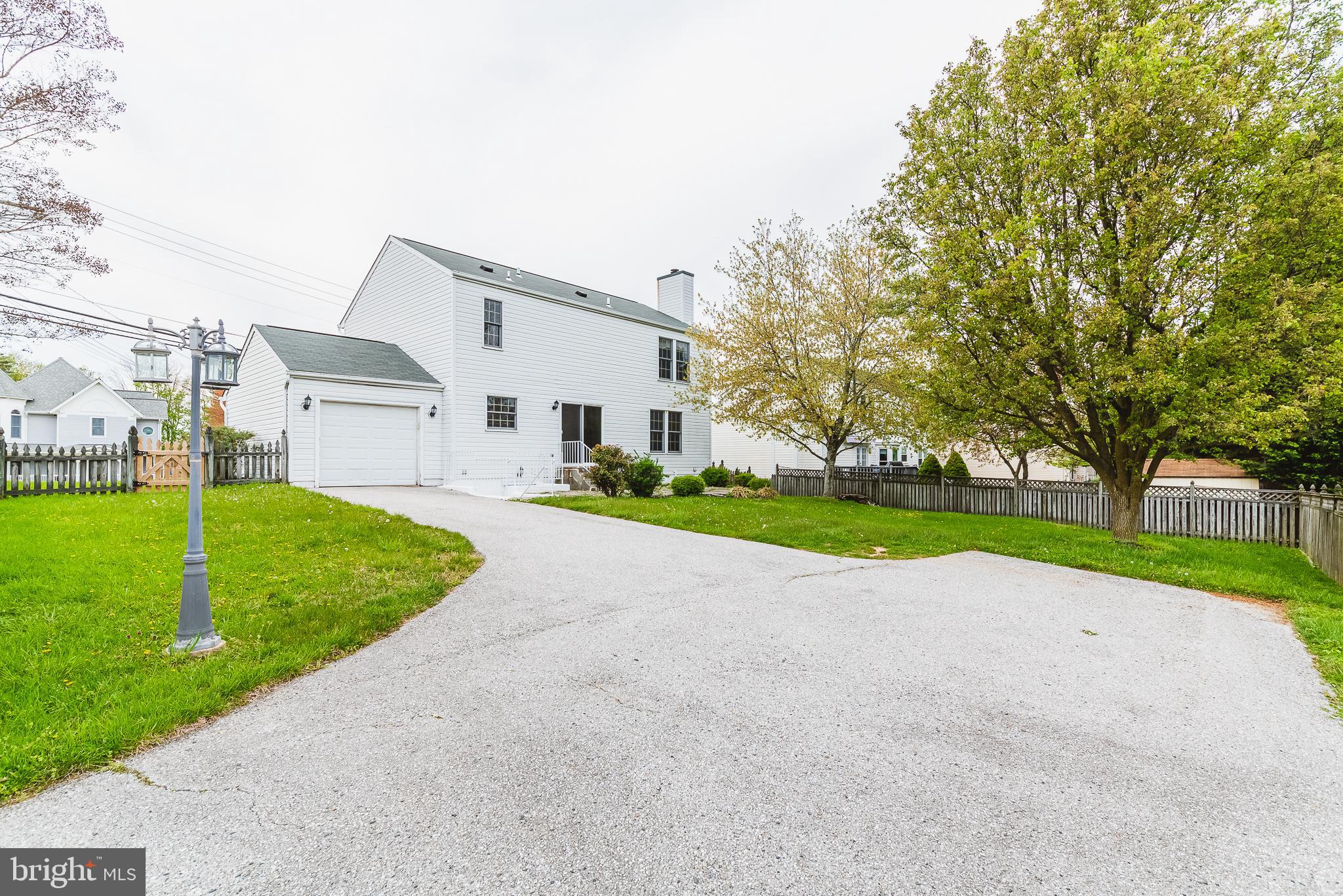 9202 Bretton Reef Road Baltimore, MD 21234 - Photo 49 of 54 Lots of extra private parking/Garage