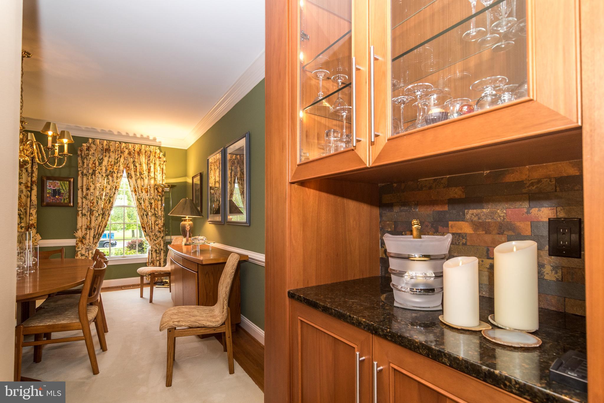 4548 Ridgetop Road Doylestown, PA 18902 - Photo 20 of 41 Butler pantry between kitchen and dining room