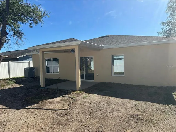 $369,900 | 1072 Bridlewood Way, Brandon, FL 33511