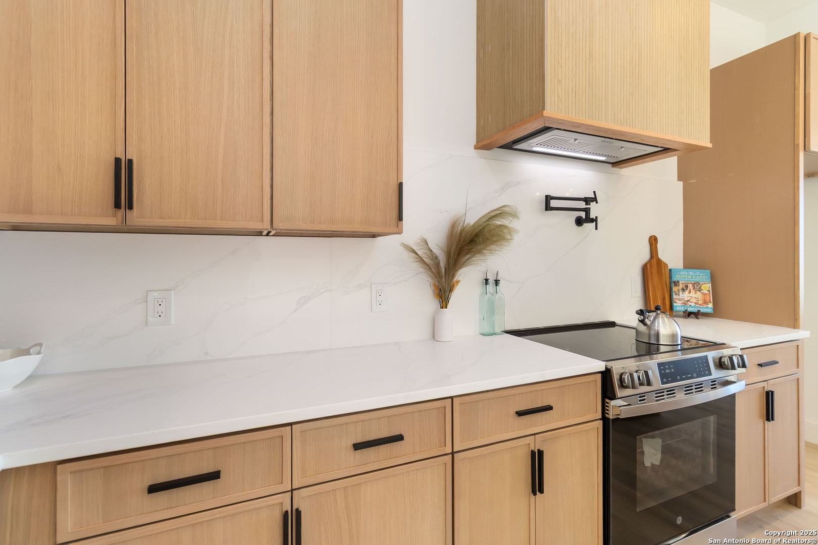 237 Peter Kleid Loop Blanco, TX 78606 - Photo 12 of 31