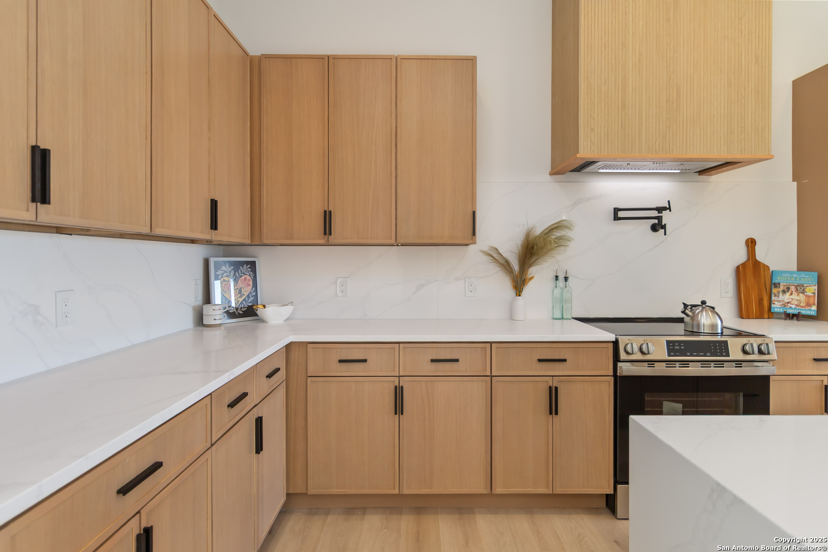 237 Peter Kleid Loop Blanco, TX 78606 - Photo 13 of 31