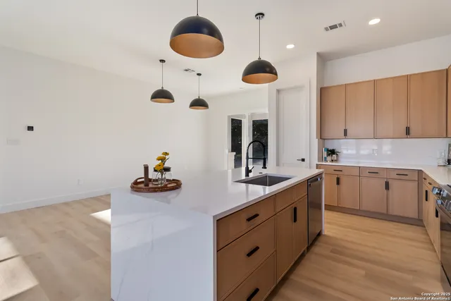 $469,999 | 237 Peter Kleid Loop, Blanco, TX 78606