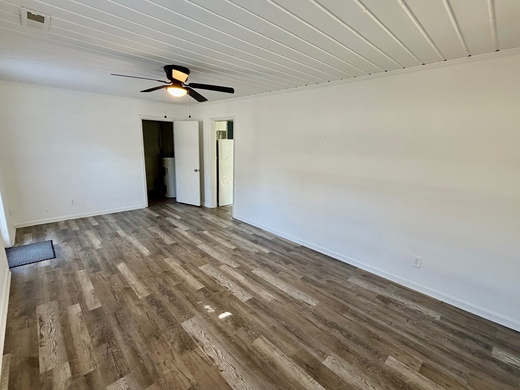 107 Roberts Street Dothan, AL 36301 - Photo 4 of 20
