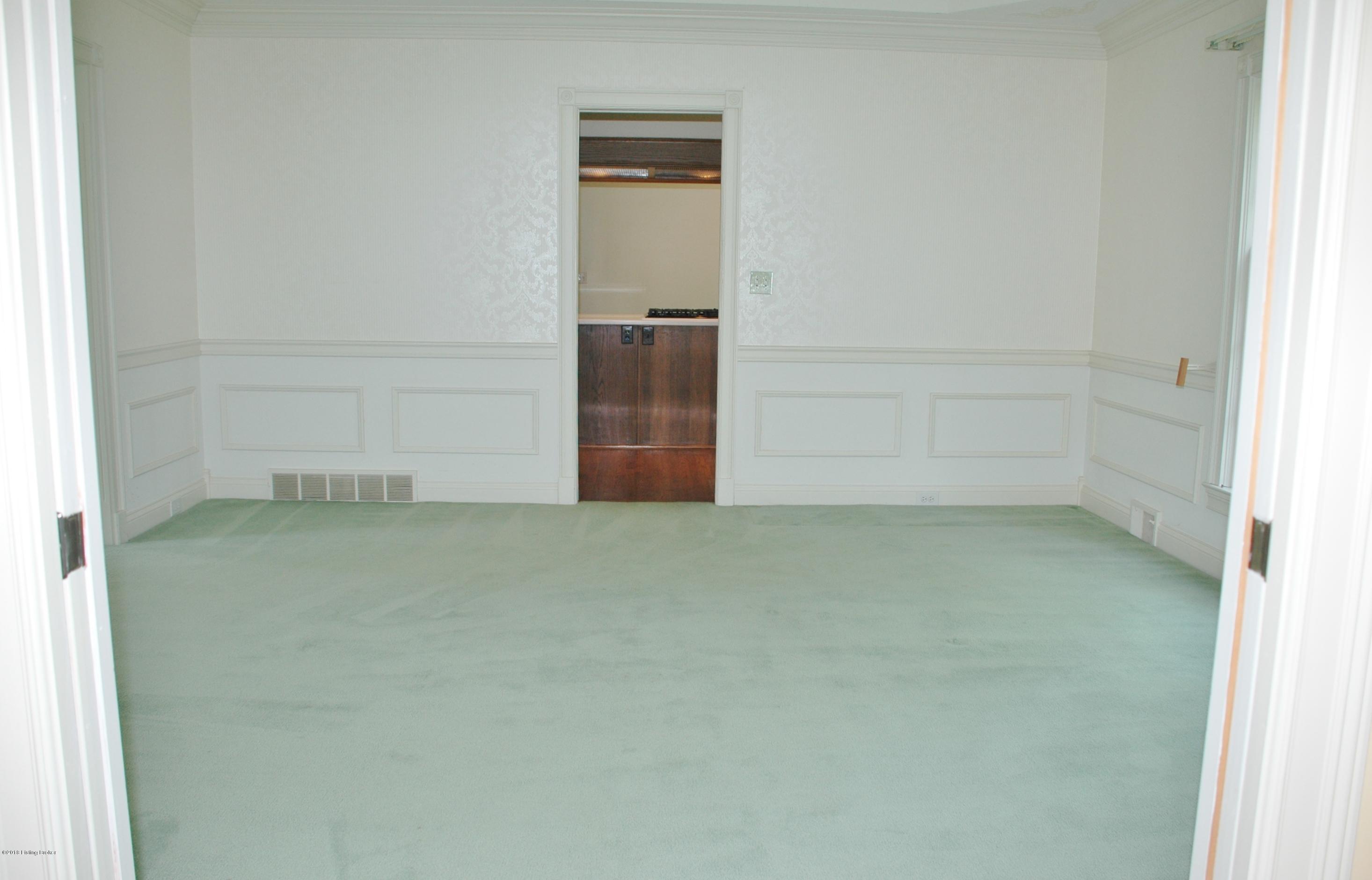 813 Rugby Place Louisville, KY 40222 - Photo 22 of 54 Formal living room