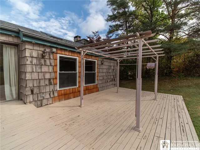 $299,900 | 4 Winding Way, Busti, NY 14750