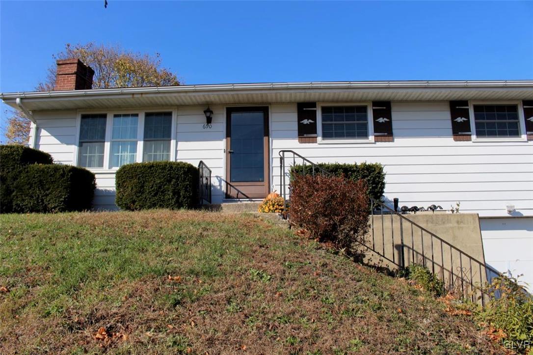 690 Main Road Lehighton, PA 18235 - Photo 1 of 24 Gallery Image 1