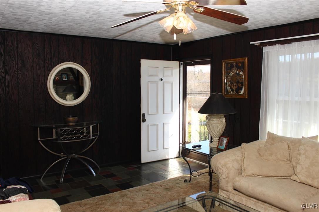 690 Main Road Lehighton, PA 18235 - Photo 12 of 24 Gallery Image 12