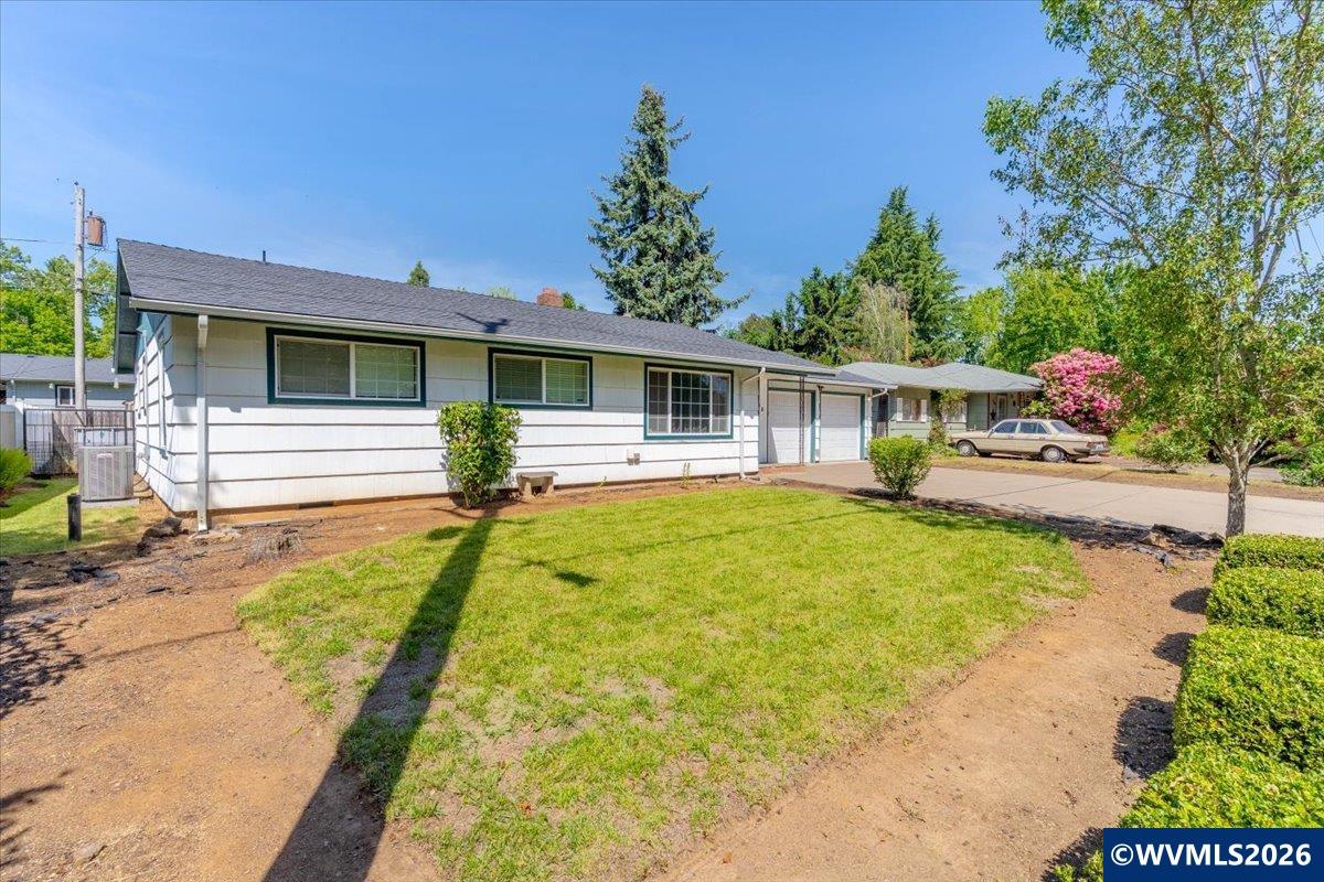 4335 Lone Oak Road Southeast Salem, OR 97302 - Photo 2 of 35