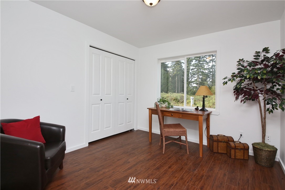 1784 East Watkins Road Freeland, WA 98249 - Photo 8 of 18