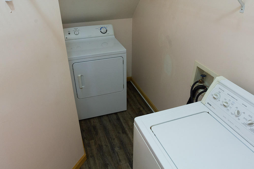 102 Cutter Gap Road Townsend, TN 37882 - Photo 27 of 27 cuttergap_laundry2