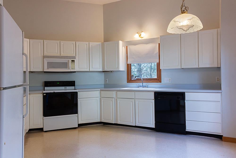 102 Cutter Gap Road Townsend, TN 37882 - Photo 8 of 27 cuttergap_kitchen2