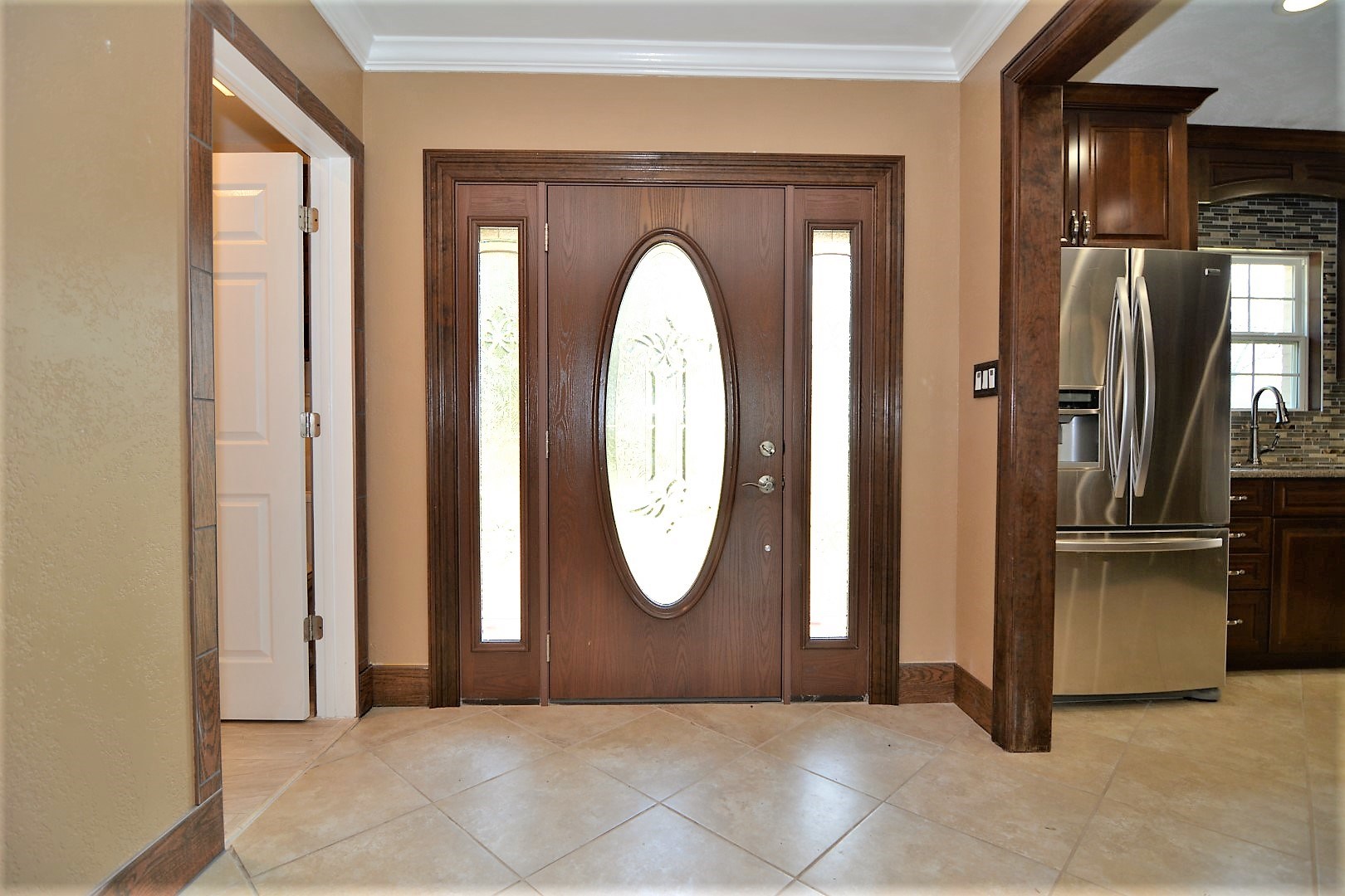 6401 Newburgh Road Evansville, IN 47715 - Photo 3 of 36 Gallery Image 3