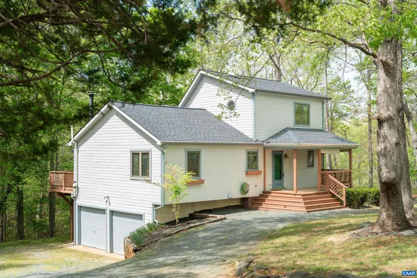$349,000 | 4 Nutwood Circle, Palmyra, VA 22963