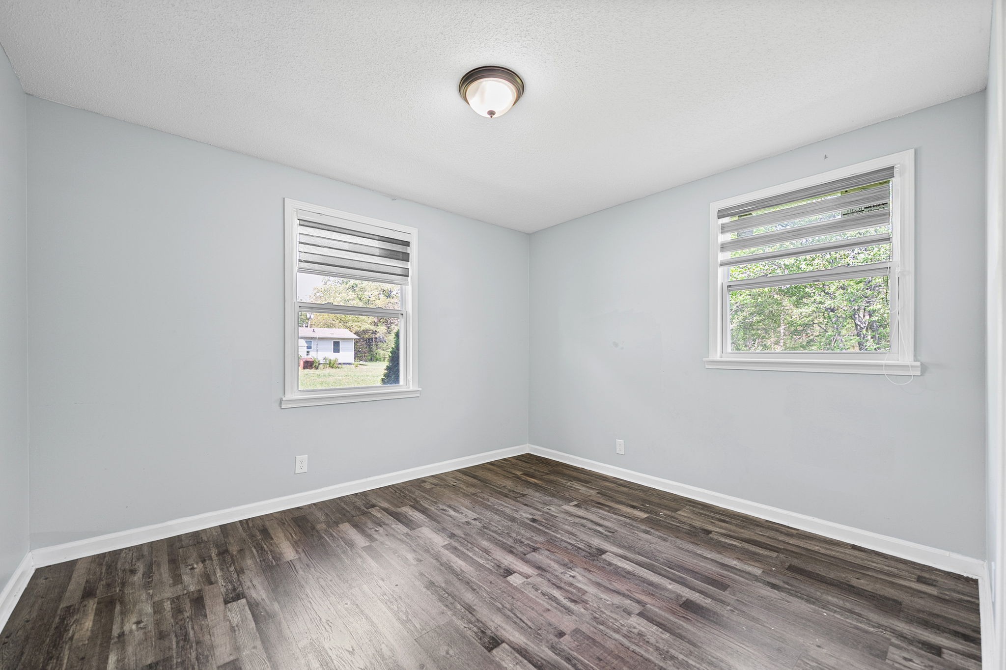 1912 Woodlawn Road Clarksville, TN 37042 - Photo 12 of 17