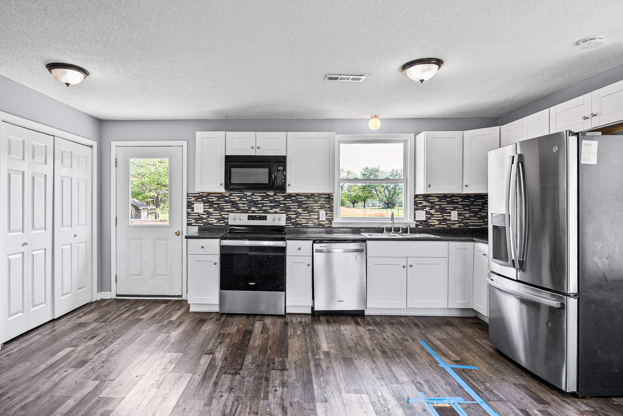 1912 Woodlawn Road Clarksville, TN 37042 - Photo 6 of 17
