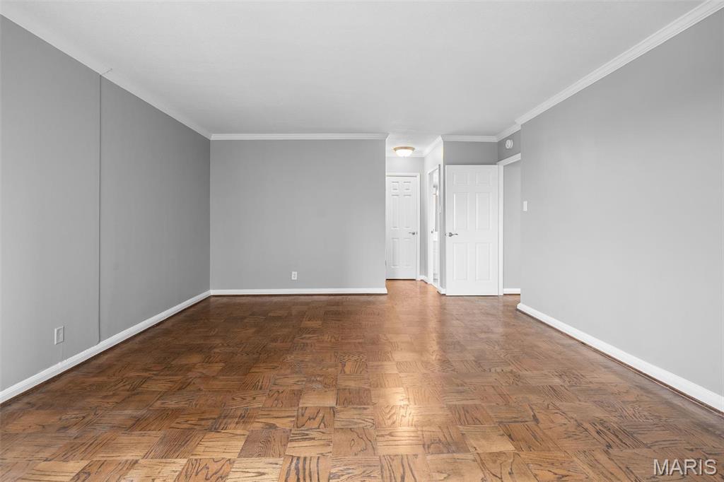 900 South Hanley Road, Unit 7B St. Louis, MO 63105 - Photo 21 of 38 Gallery Image 21
