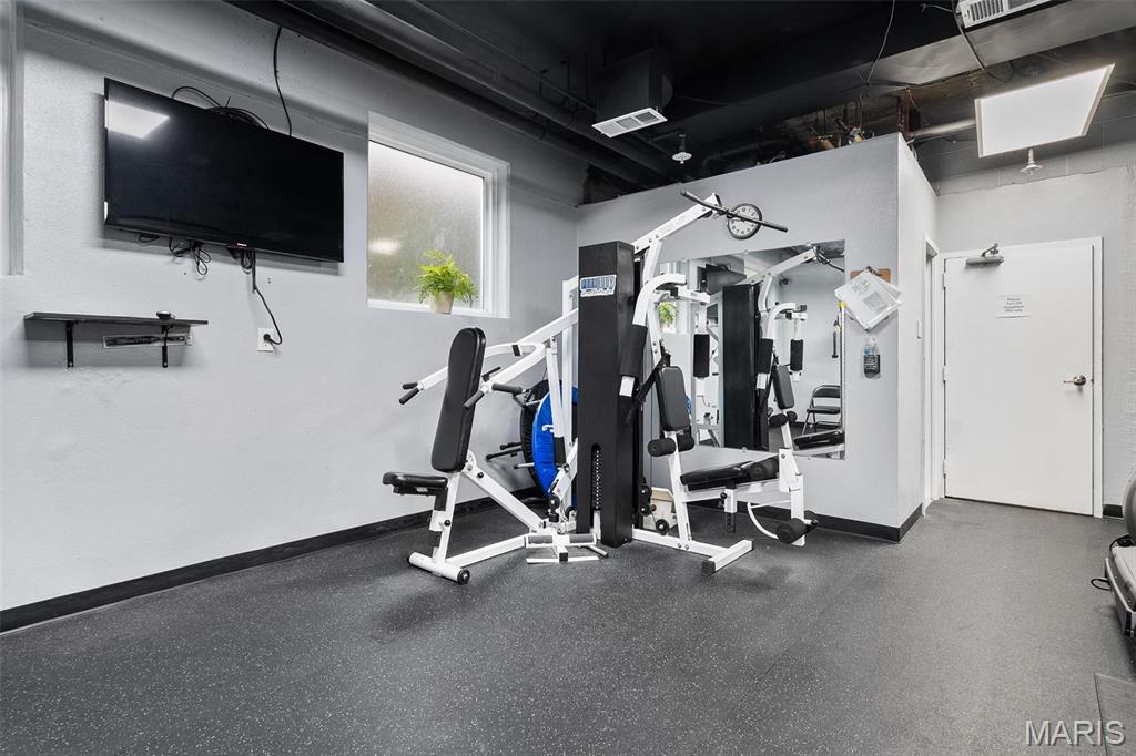 900 South Hanley Road, Unit 7B St. Louis, MO 63105 - Photo 31 of 38 Gallery Image 31