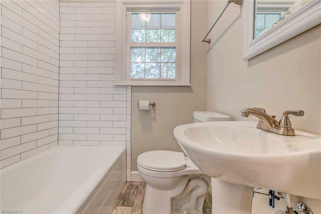 4104 Oak Ridge Road Summerfield, NC 27358 - Photo 17 of 30 Gallery Image 17