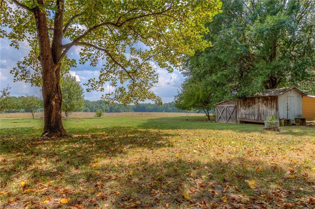 4104 Oak Ridge Road Summerfield, NC 27358 - Photo 28 of 30 Gallery Image 28