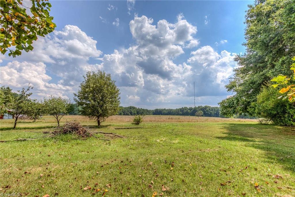 4104 Oak Ridge Road Summerfield, NC 27358 - Photo 29 of 30 Gallery Image 29