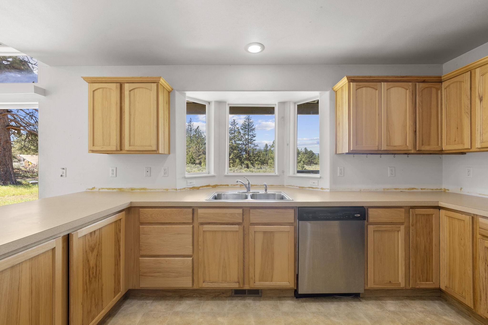 64350 Sisemore Road Bend, OR 97703 - Photo 11 of 23 12-web-or-mls-64350 Sisemore Rd, Bend (1