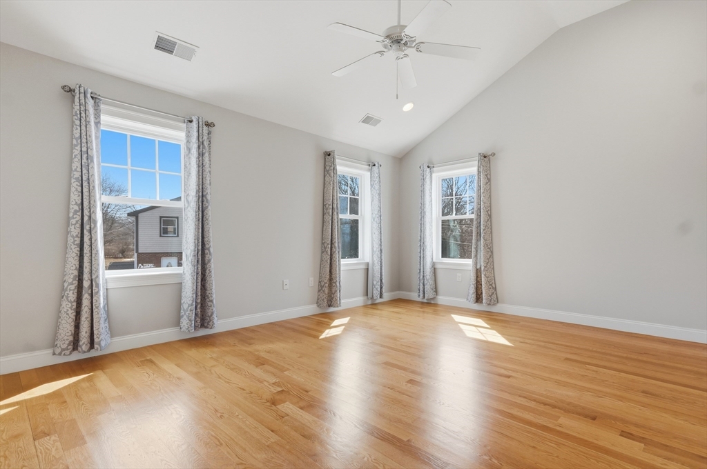1 Garvey Road, Unit 1 Woburn, MA 01801 - Photo 17 of 38 Gallery Image 17