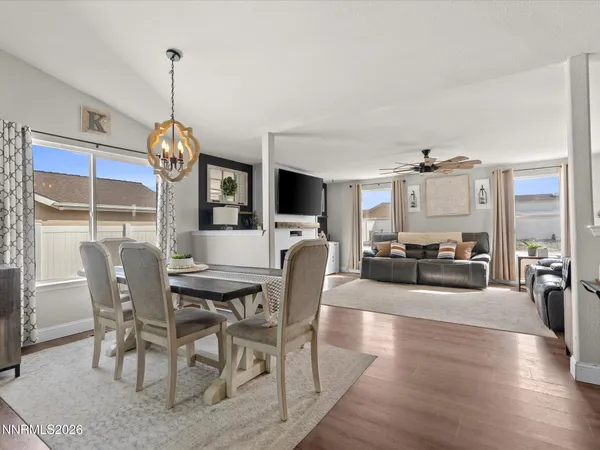 $440,000 | 1329 White Bluffs Circle, Fernley, NV 89408