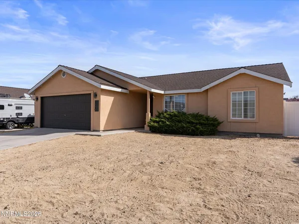 $440,000 | 1329 White Bluffs Circle, Fernley, NV 89408