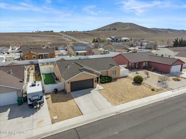 $440,000 | 1329 White Bluffs Circle, Fernley, NV 89408