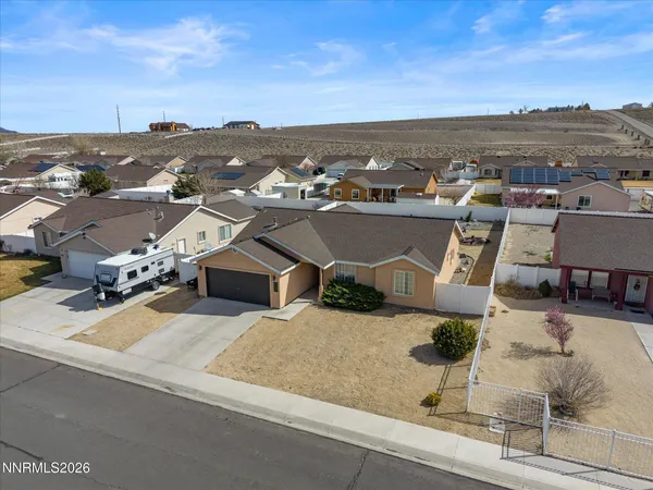 $440,000 | 1329 White Bluffs Circle, Fernley, NV 89408