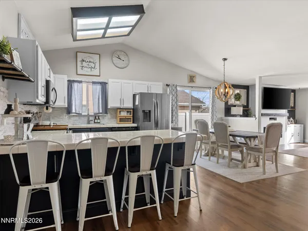 $440,000 | 1329 White Bluffs Circle, Fernley, NV 89408