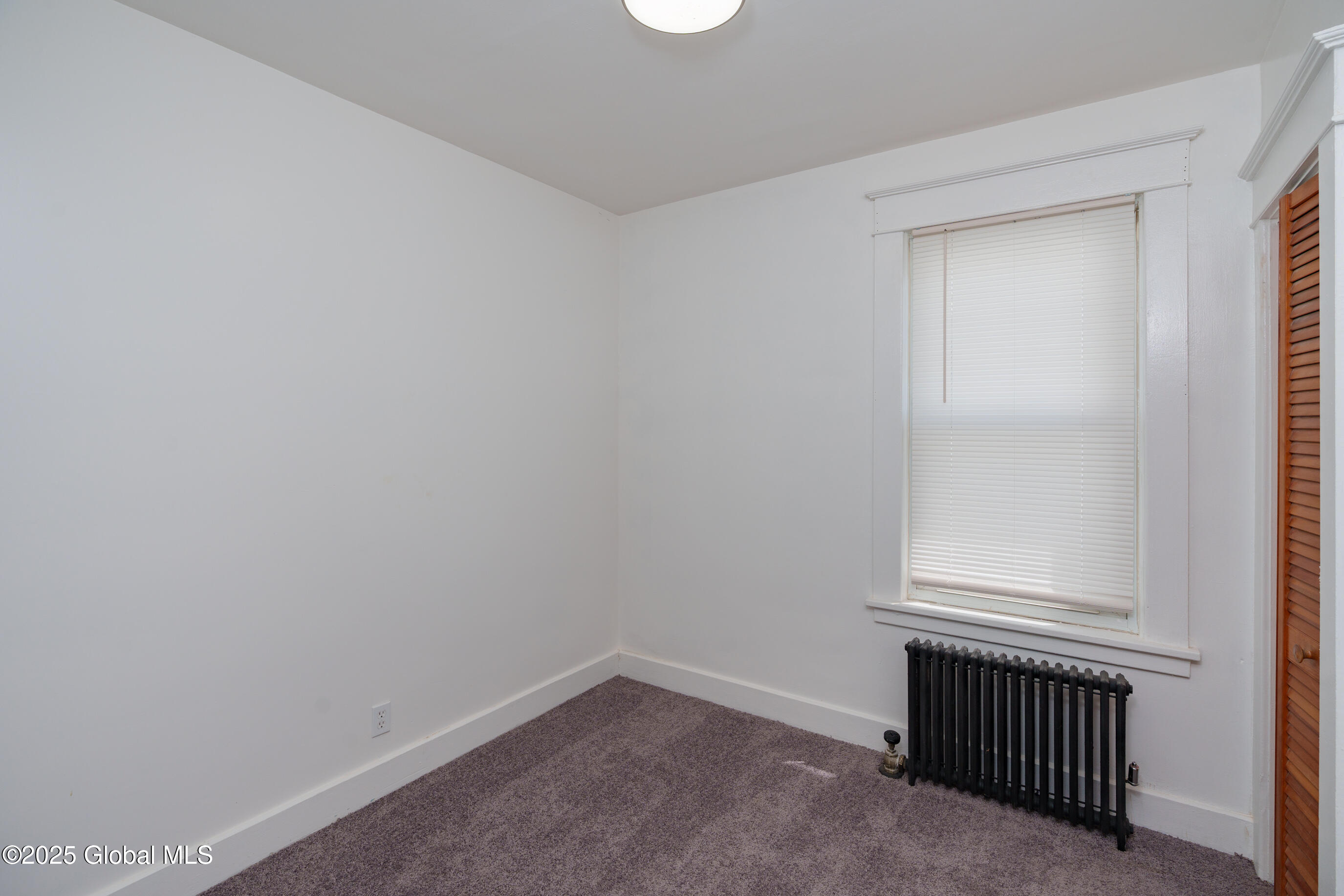 1538 Nott Street Schenectady, NY 12308 - Photo 13 of 44 039-1538-Nott-St