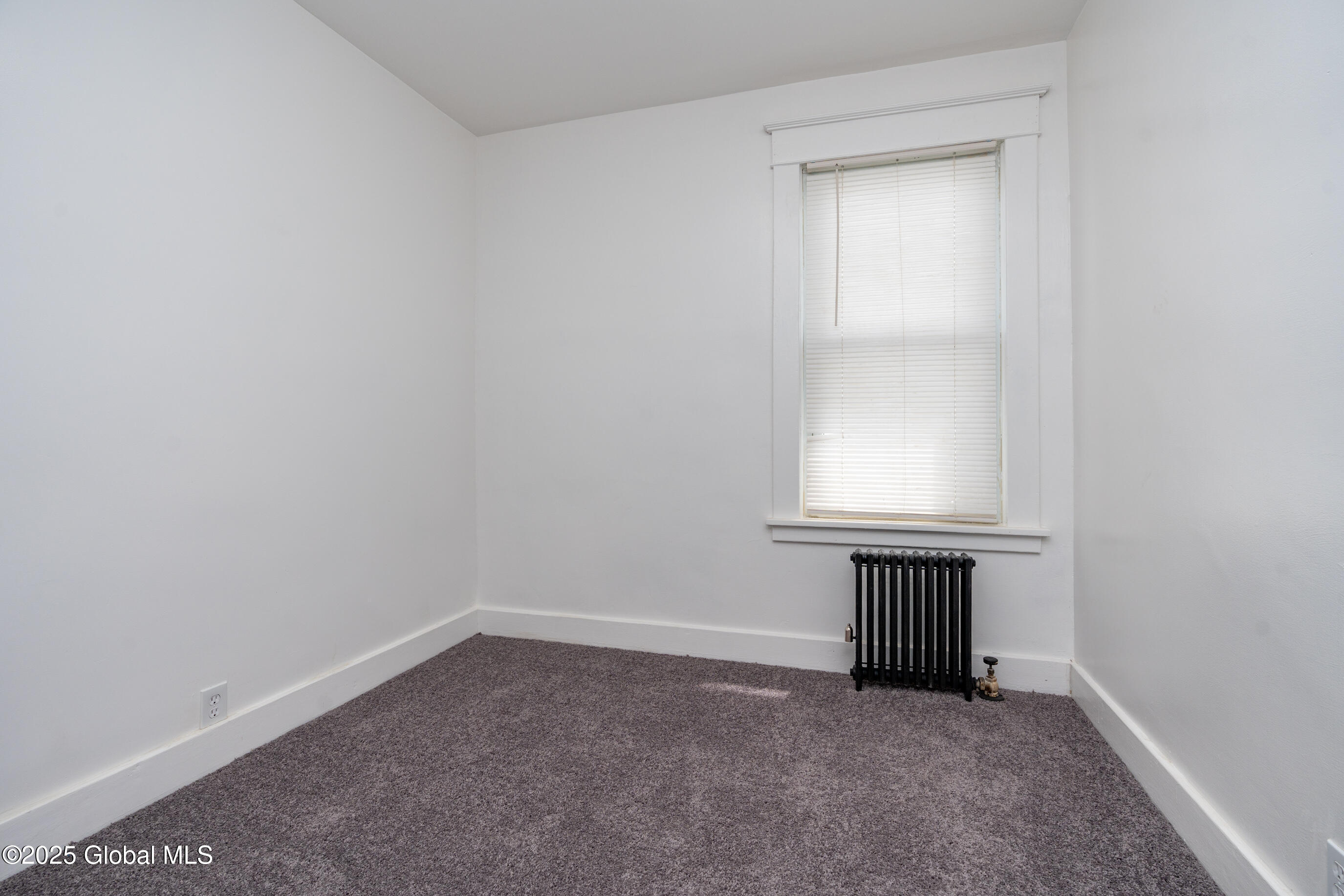 1538 Nott Street Schenectady, NY 12308 - Photo 16 of 44 034-1538-Nott-St