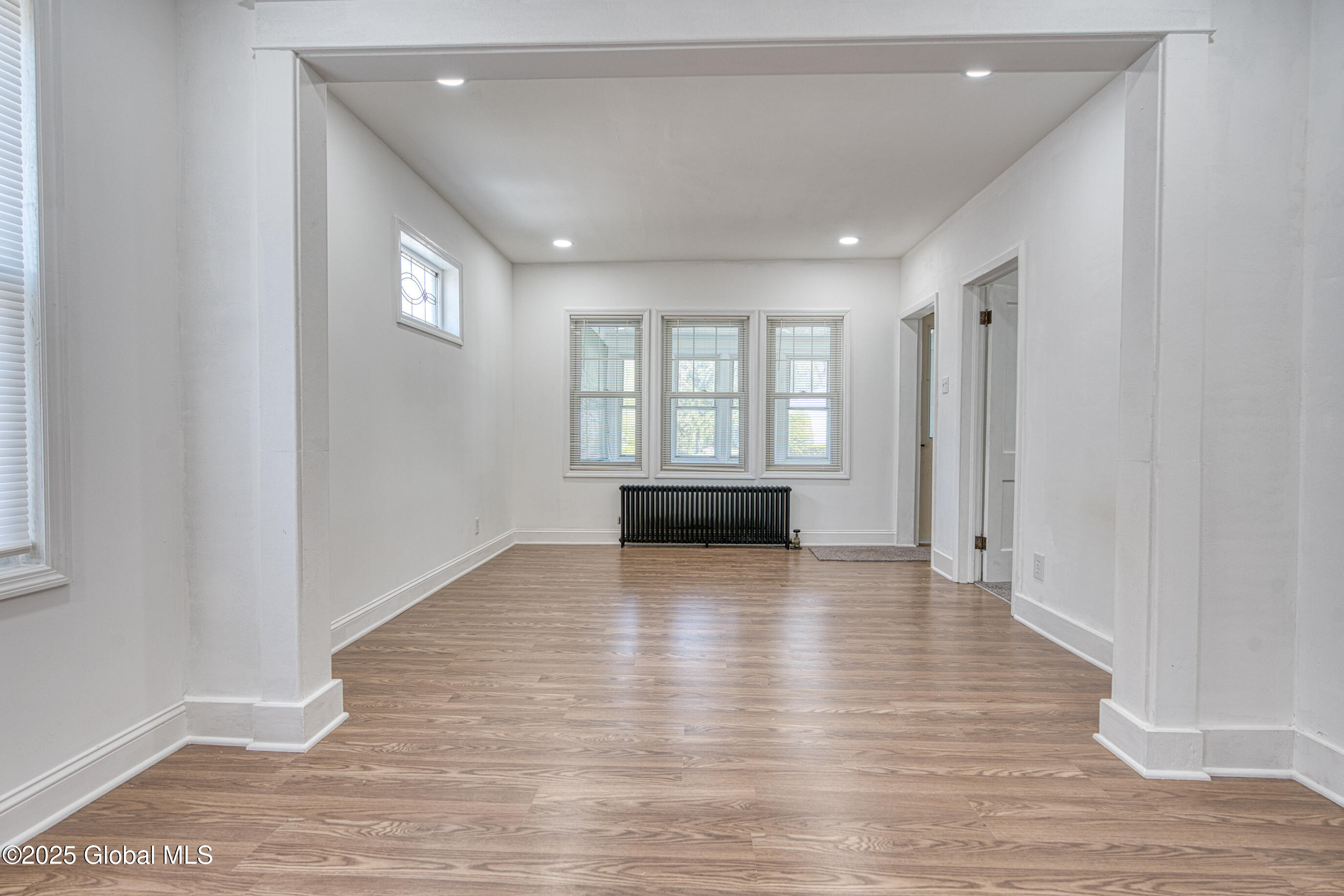 1538 Nott Street Schenectady, NY 12308 - Photo 18 of 44 025-1538-Nott-St