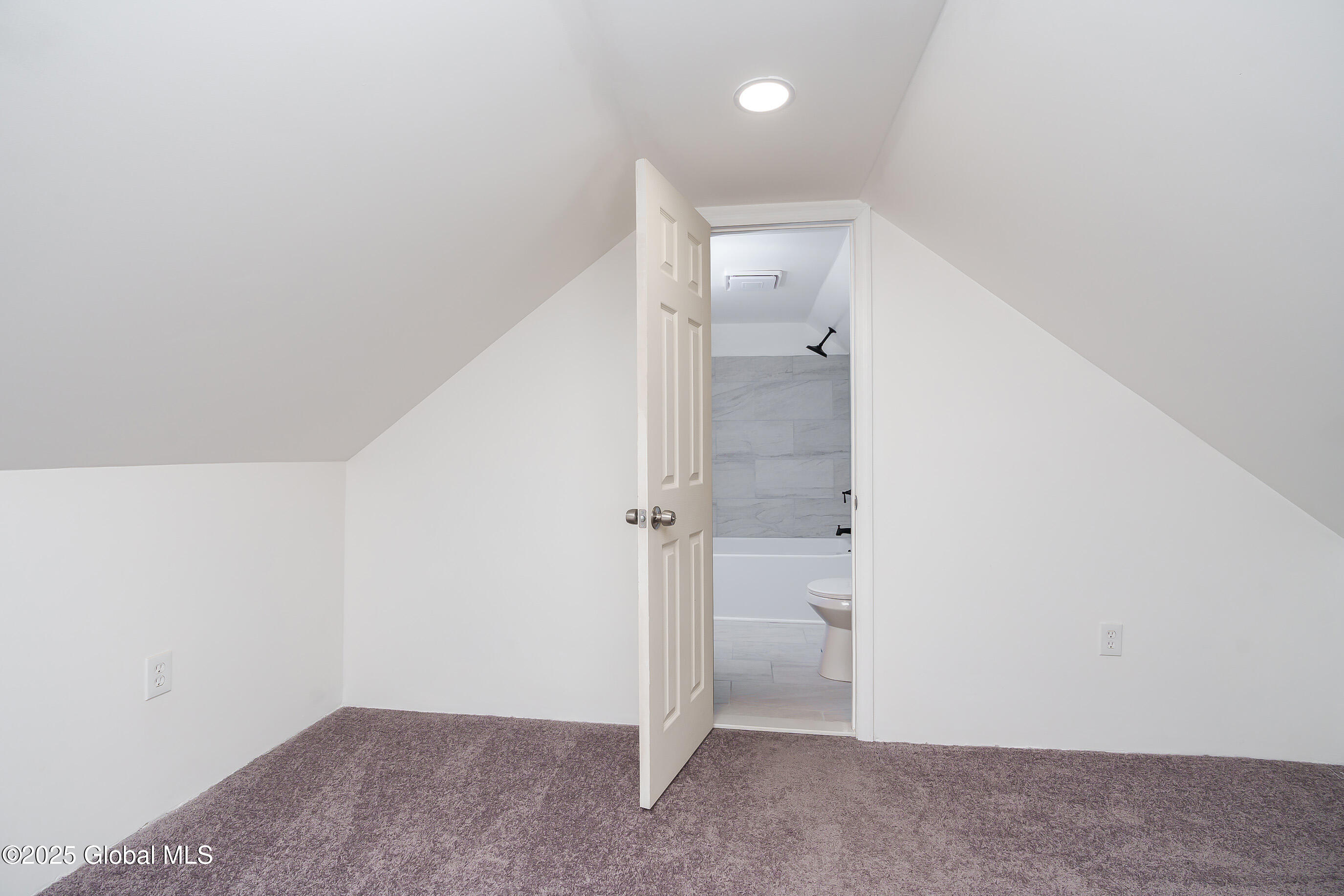 1538 Nott Street Schenectady, NY 12308 - Photo 32 of 44 067-1538-Nott-St