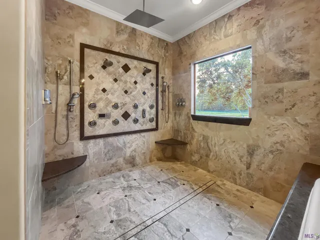 $1,100,000 | 21340 Stonebridge Court, Denham Springs, LA 70726