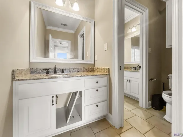 $1,100,000 | 21340 Stonebridge Court, Denham Springs, LA 70726