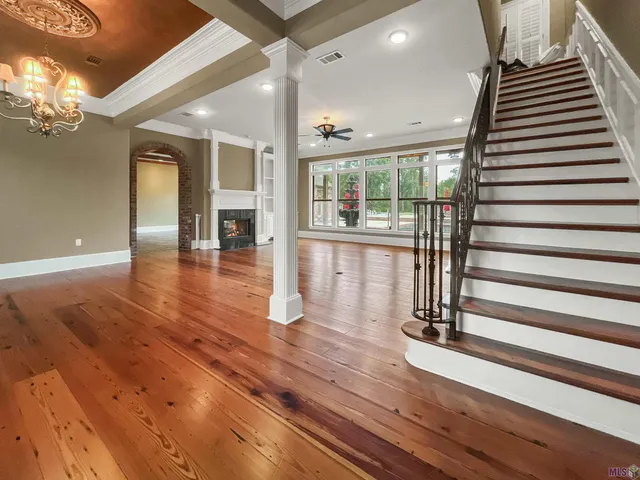 $1,100,000 | 21340 Stonebridge Court, Denham Springs, LA 70726