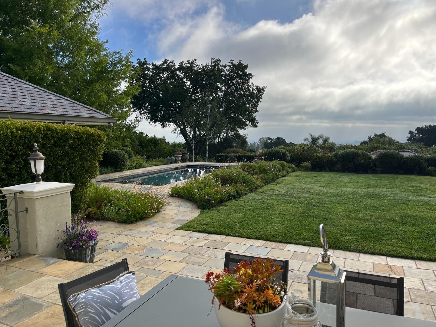 26990 Taaffe Road Los Altos Hills, CA 94022 - Photo 20 of 25