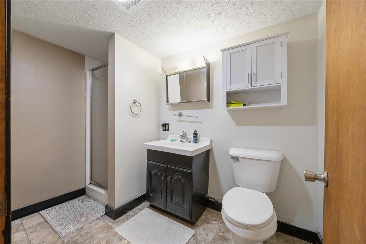 10-12 Maple Street Biddeford, ME 04005 - Photo 19 of 41 18-10 Maple-18